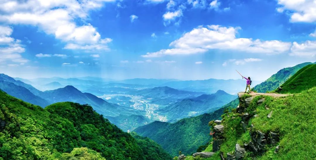 双汇发展探索自然美景之旅，追寻内心的平和与宁静