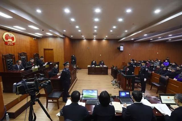 杭州保姆放火事件最新进展，小巷深处的秘密揭露