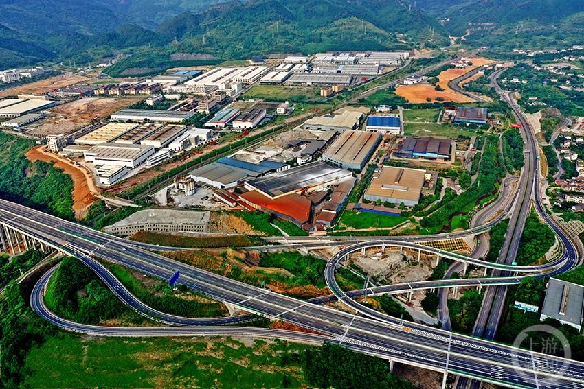 万盛平山工厂最新招聘，高科技产品体验之旅，引领变革的职场机会！